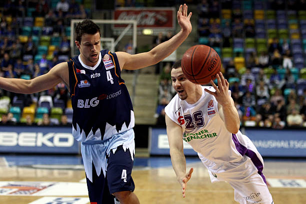 出的技战术 出的技战术