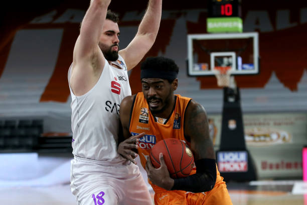 在场上犹如 在场上犹如