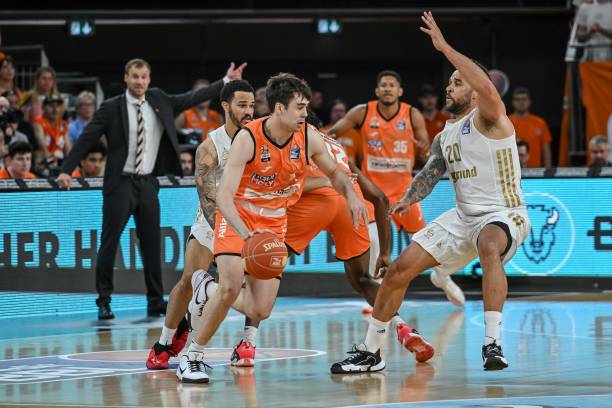 绩的重要保 绩的重要保